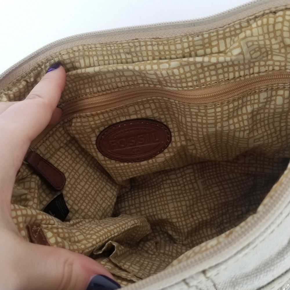 Fossil Khaki Crossbody Bag With Pockets - image 5